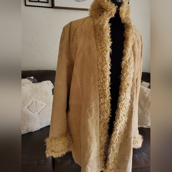 Vintage 90's Y2K Retro Embroidered Leather Coat With Faux Fur Trim Size 1X Retro - Picture 11 of 12